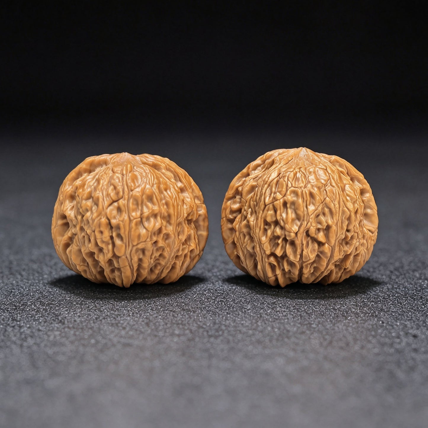 "Hydrangea" Xiuqiu Wenwan Walnuts Pair | 41.0mm x 34.0mm | XQ-101SY