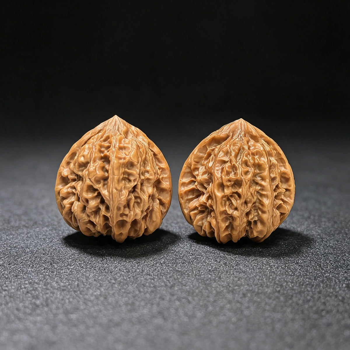 Triangular Peach-Heart “Wild Buffalo” Wenwan Walnut Pair | 38.0mm x 40.0mm | SJTXBD-17F5