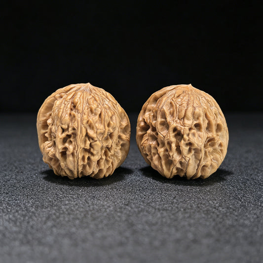 "Stone Doorpost Raw Timber" Mendun Baicha Wenwan Walnuts Pair | 39.0mm x 40.0mm | MD-1402