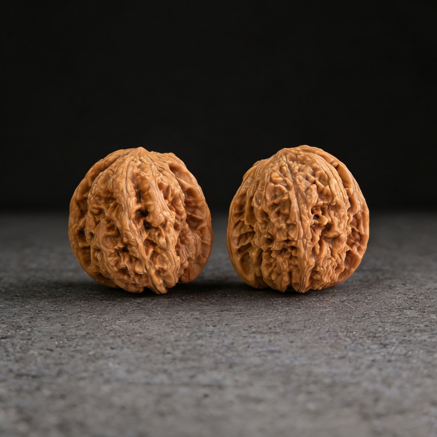 The "General's Shoulders" (Hua Bei Jiang Jun Pang) Pair | 39.0mm x 38.0mm | HBZJB-01