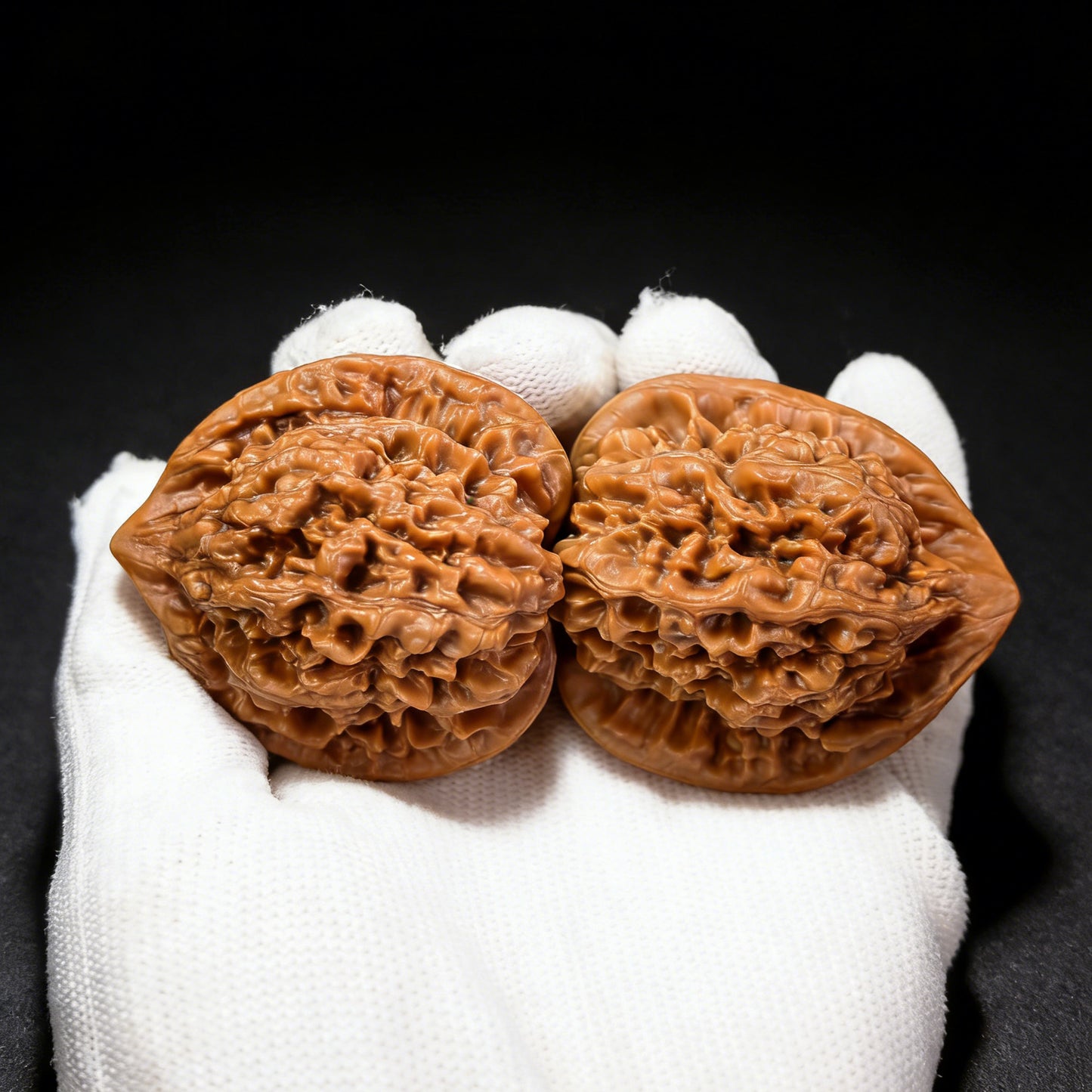 The "Large Official's Hat" (Da Guan Mao) Pair | 45.0mm x 40.0mm | DGMAZ-301