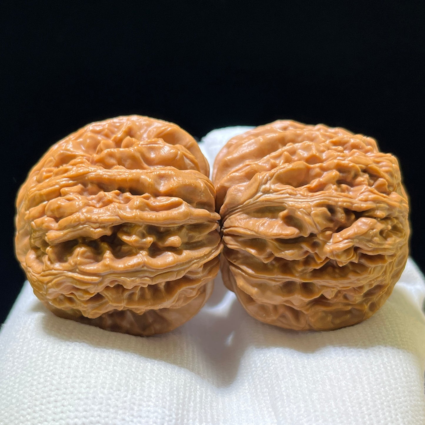 "Four-Story Tower" Sizuolou Wenwan Walnuts (Pair) | 41.0mm x 39.0mm | Stock ID: SZL-1111
