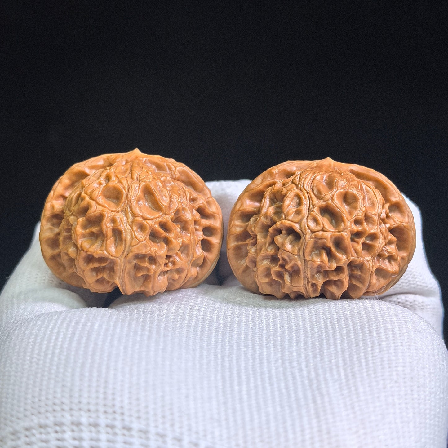 "Palace Lantern" Gongdeng GD-SY1A8 Low-Profile Wenwan Walnuts Pair | 40.0mm x 40.0mm | GD-SY1A8