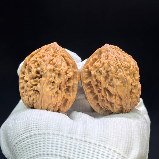 "Red Brocade Carp" Hong Jinli HJL-1601 Low-Profile Wenwan Walnuts Pair | 34.0mm x 38.0mm | HJL-1601