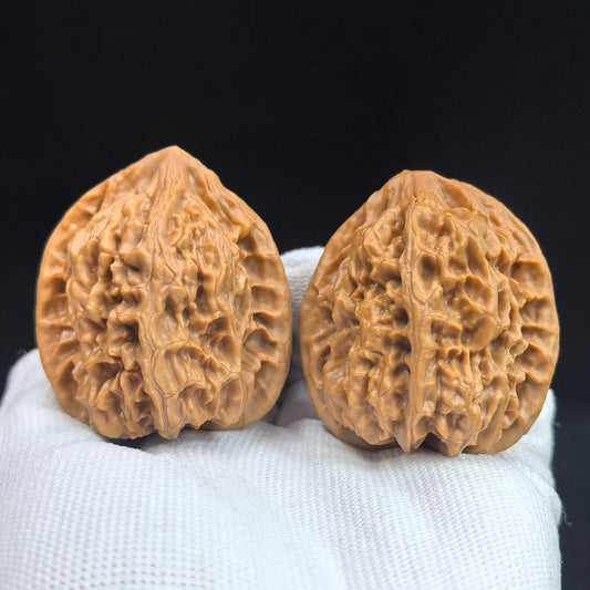 "Beijing Chicken Heart" Beijing Jixin BJJX-17A5C Wenwan Walnuts Pair | 44.0mm x 44.0mm | BJJX-17A5C