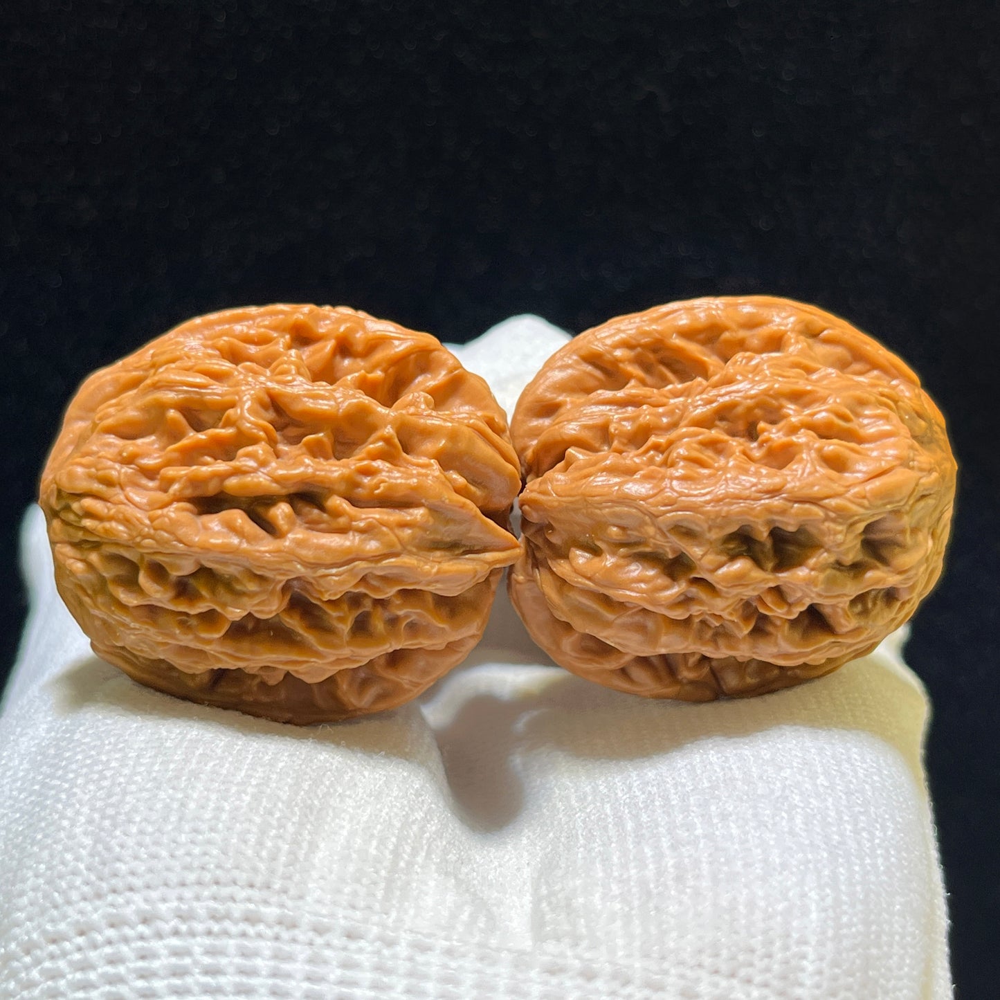"Wheat Ear Tiger Head Pocket Size" Maisui Hutou Wenwan Walnuts Pair | 33.0mm x 33.0mm | MSHT-1105