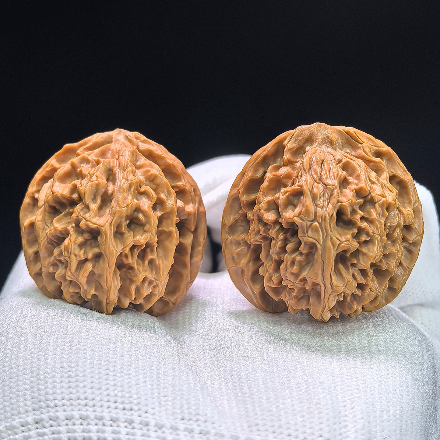 The "Imperial Orchard" (Ping Guo Yuan) Select Miniature Balanced Pair | 37.0mm x 36.0mm | Compact Shou Nian Format | PGY-1404