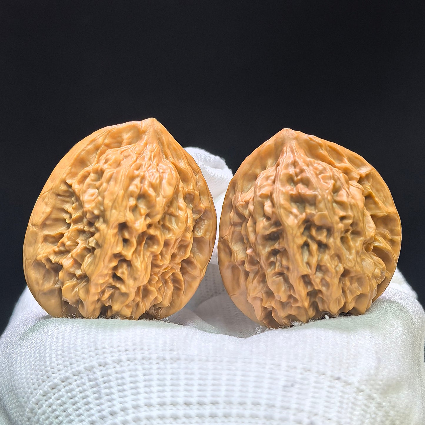 "Gecko x Luohan Head Hybrid" Bihou Luohantou BHLHT-1601 Low-Profile Wenwan Walnuts Pair | 37.0mm x 35.0mm | BHLHT-1601