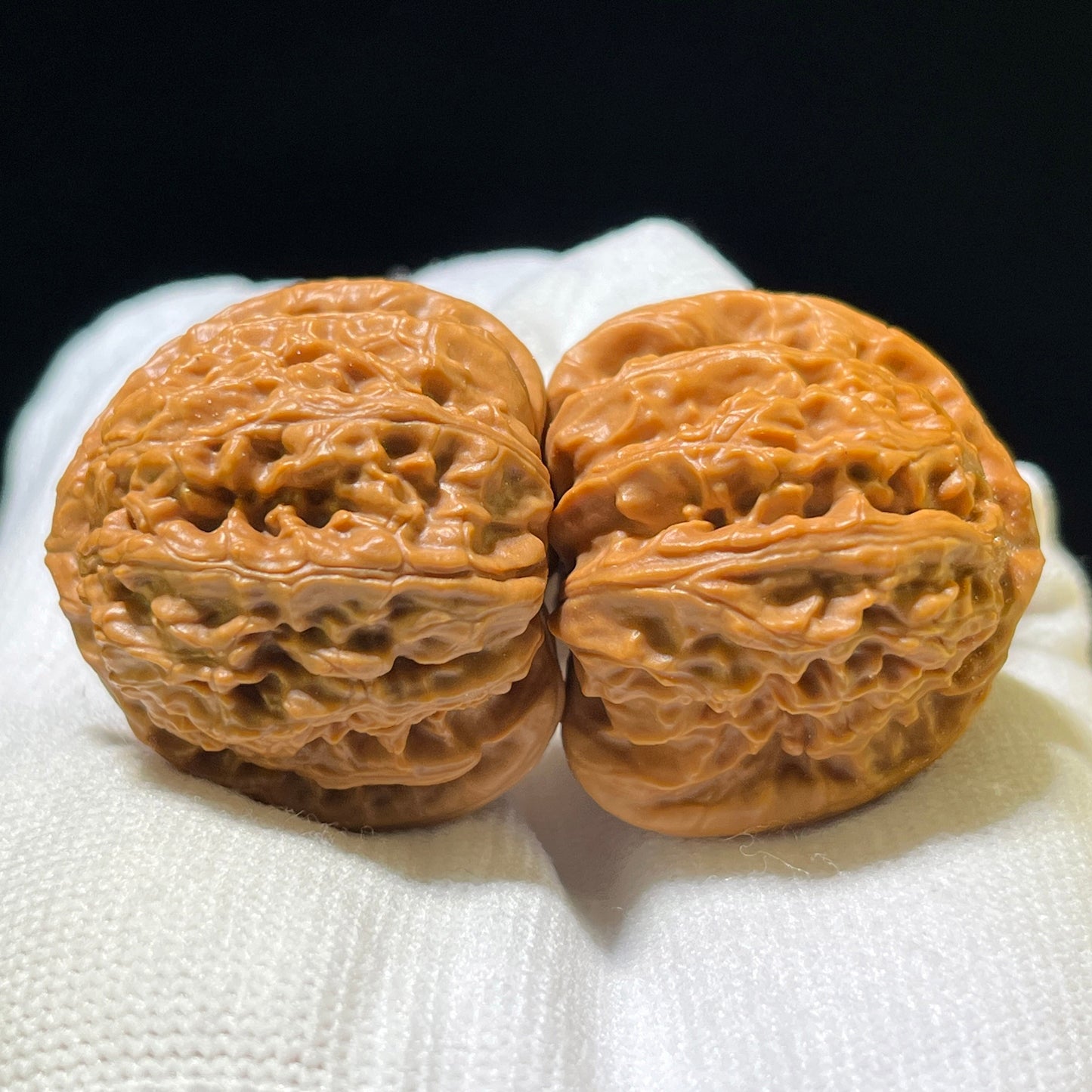 Triangle White Lion Head (Sanjiao Bai Shi Zi) Scholar Walnuts Pair | 41.0mm x 39.0mm | Collector Grade (Lightly Fine-Tuned) | Stock ID: SJBSZ-1101