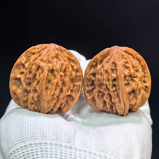 "Misty Soul Mountain" Wuling Shan WLS-1602 Low-Profile Wenwan Walnuts Pair | 39.0mm x 36.0mm | WLS-1602