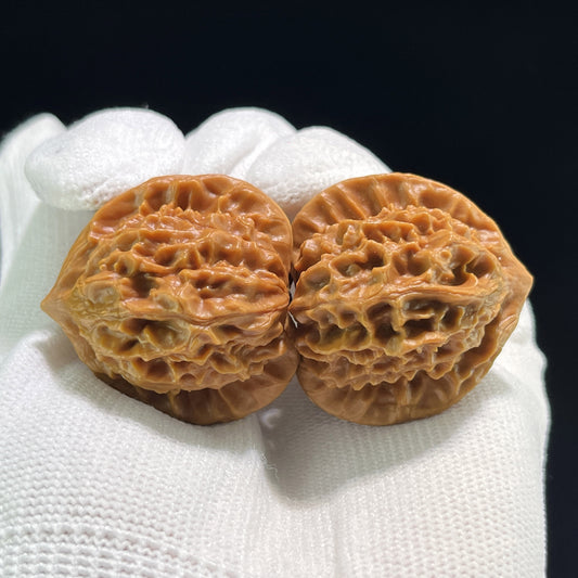 The "Coral Tower" (Shan Hu Ta) Miniature Balanced Pair | 33.0mm x 33.0mm | SHT-706