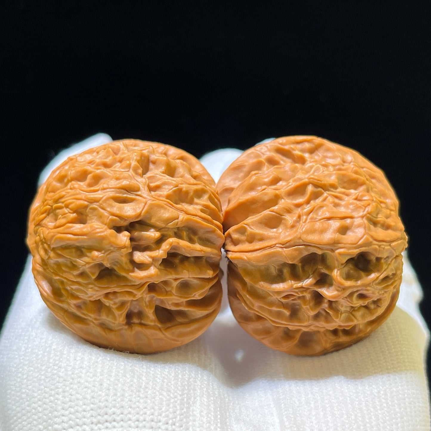 "Millstone" Mopan Wenwan Walnuts (Pair) | 41.0mm x 40.0mm | Stock ID: MP-1112