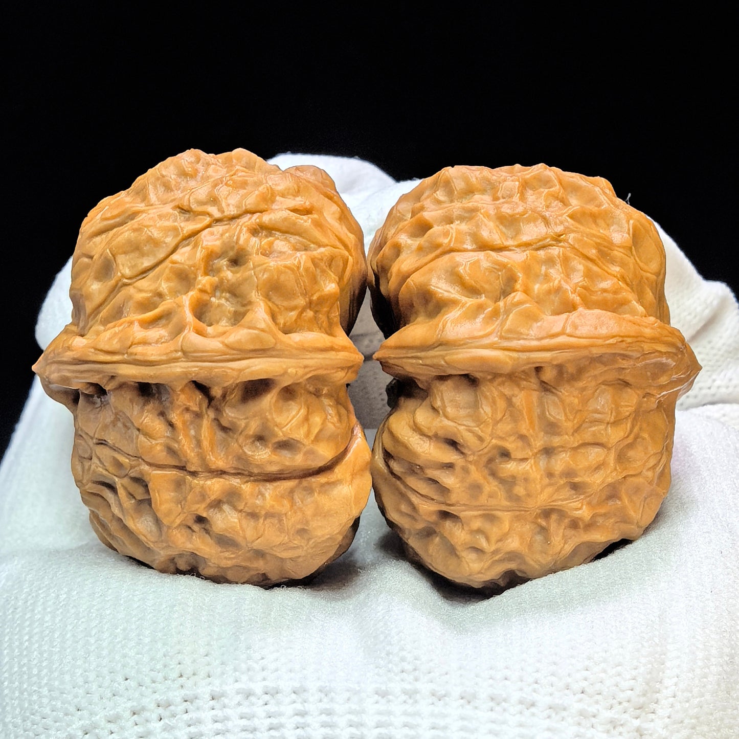 "Little Pumpkin" Xiao Nangua NGD-1501C Low-Profile Wenwan Walnuts Pair | 41.0mm x 43.0mm | NGD-1501C
