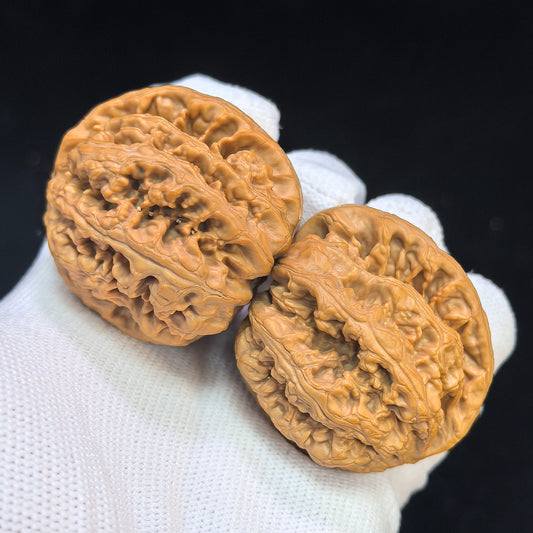 „Großer, dicker Gratgeier“ Dacujin Zuoshandiao Wenwan Walnusspaar | 43,0 mm x 43,0 mm | CJZSD-C232E