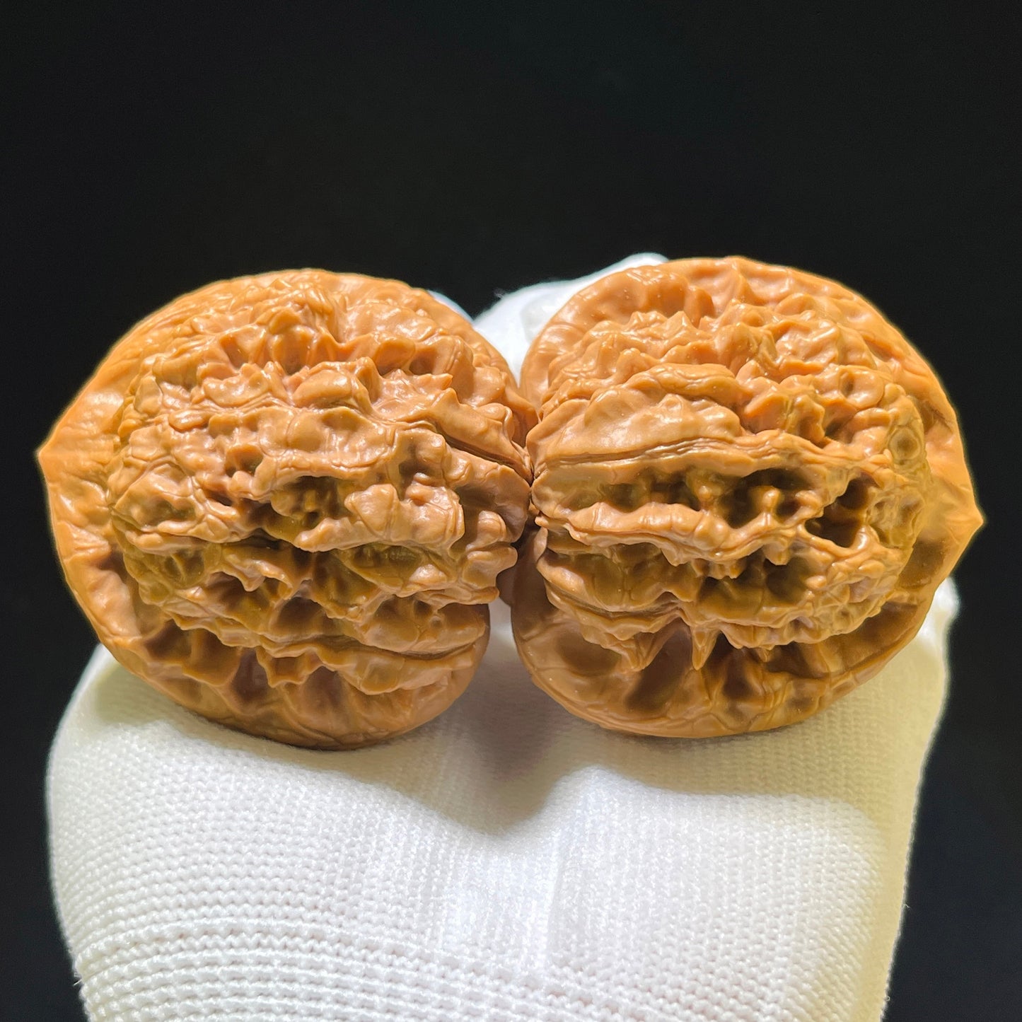 "Official Hat" Guanmao Classic Heritage Low-Profile Wenwan Walnuts Pair | 47.0mm x 44.0mm | GM-1108