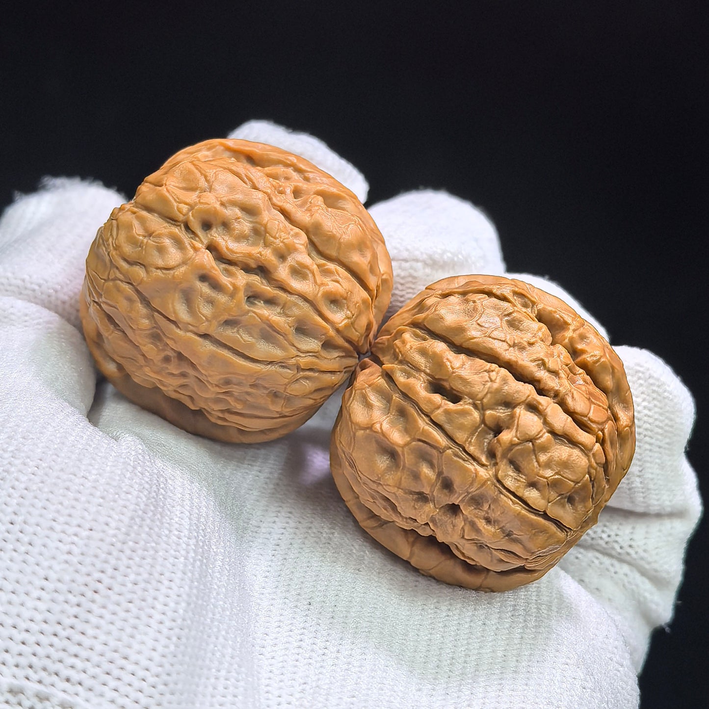 "Oracle Bone Script" Jiaguwen JGW-17B7C Low-Profile Wenwan Walnuts Pair | 35.0mm x 35.0mm | JGW-17B7C