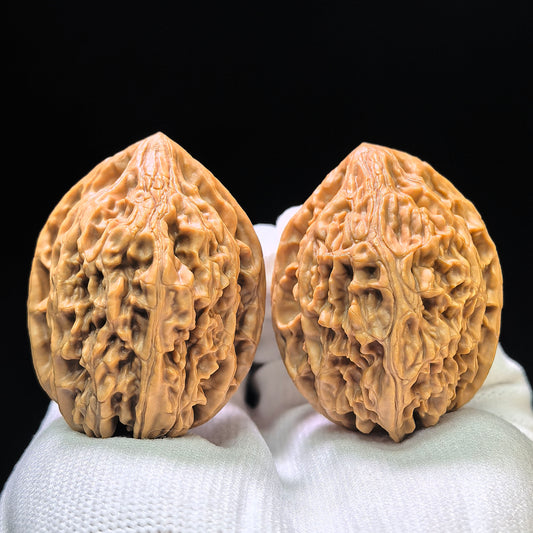 "Beijing Chicken-Heart" Beijing Jixin Classic Heritage Wenwan Walnuts Pair | 36.0mm x 38.0mm | BJJX-1102