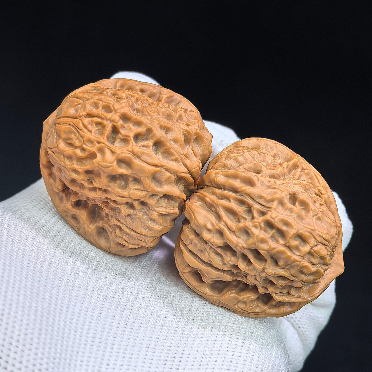 Compact Round-Bodied “Da Tuanyuan” Wenwan Walnut Pair — 39.0mm x 37.0mm | DTY-SY1H8