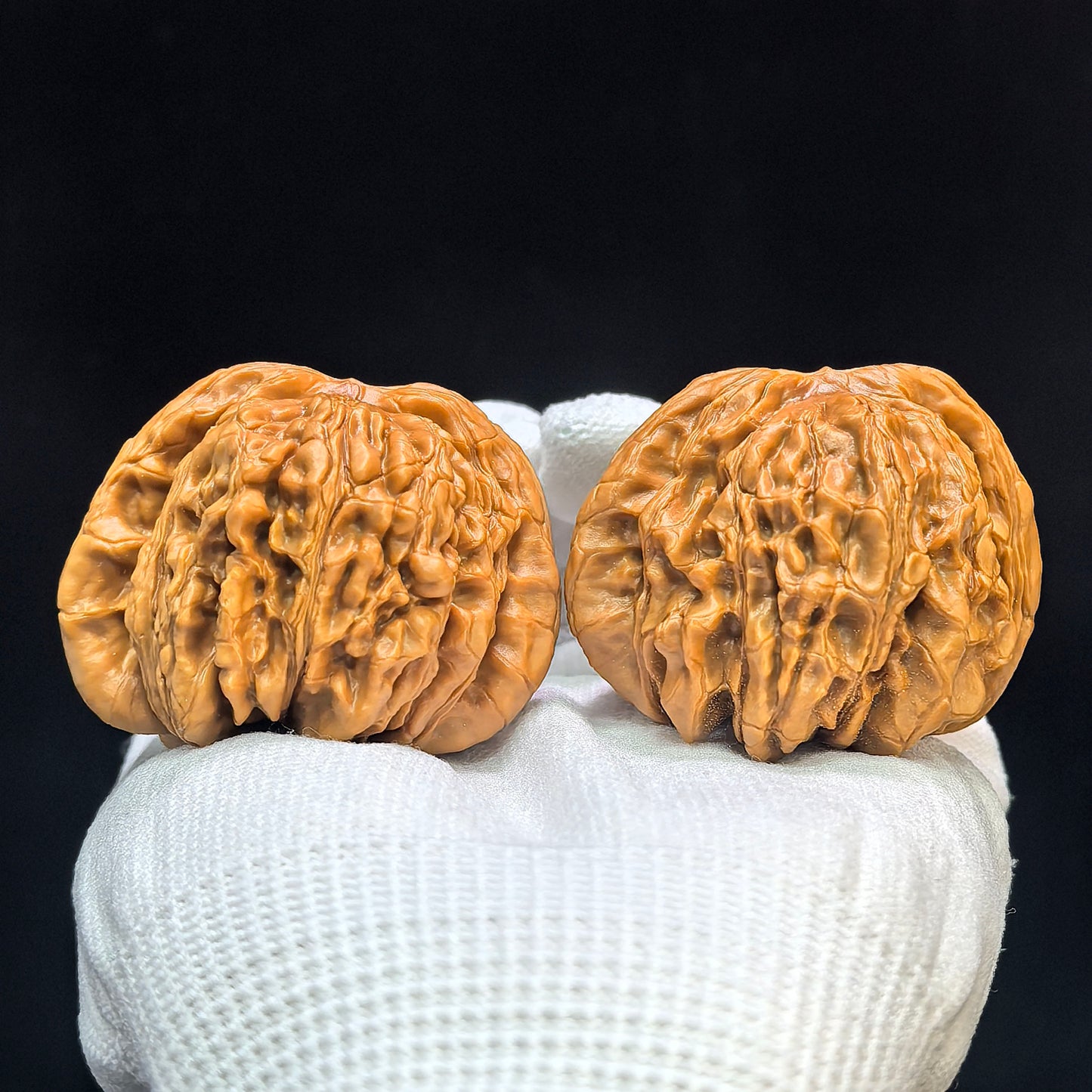 "Huakun Dragon" Hua Kun Long Wenwan Walnuts (Pair) | 48.0mm x 47.0mm | Stock ID: HKL-1505C