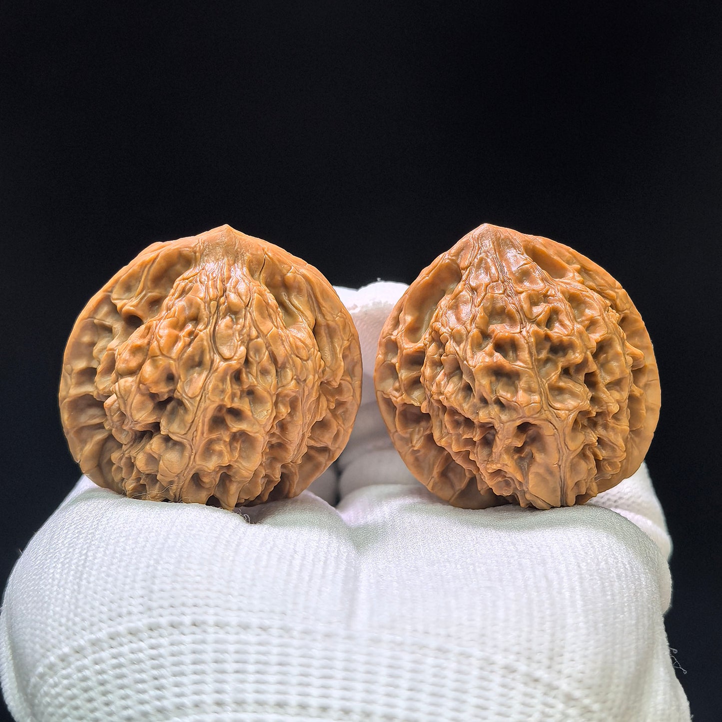 "Golden Kylin" Jinqilin Wenwan Walnuts (Pair) | 41.0mm x 38.0mm | Stock ID: JQL-1403