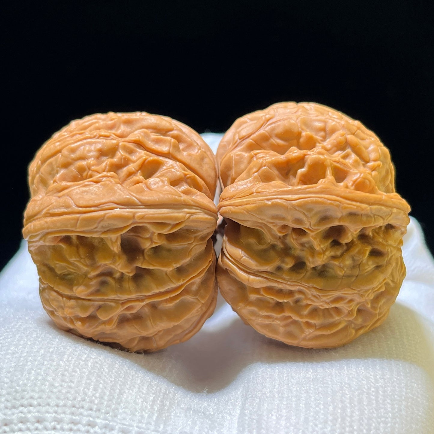 "Millstone" Mopan Wenwan Walnuts Pair | 42.0mm x 40.0mm | MP-1110