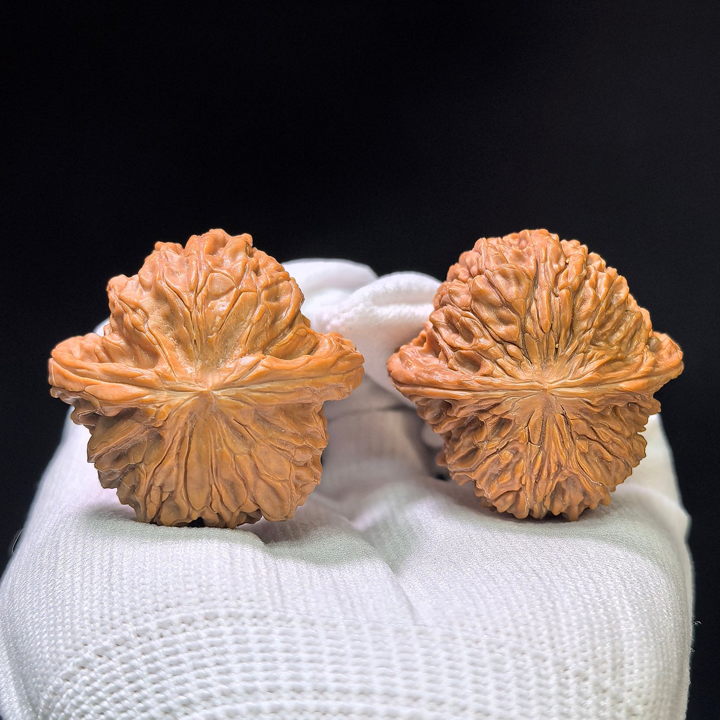 "Butterfly Millstone" Hudie Mopan MP-1403 Low-Profile Wenwan Walnuts Pair | 38.0mm x 38.0mm | MP-1403