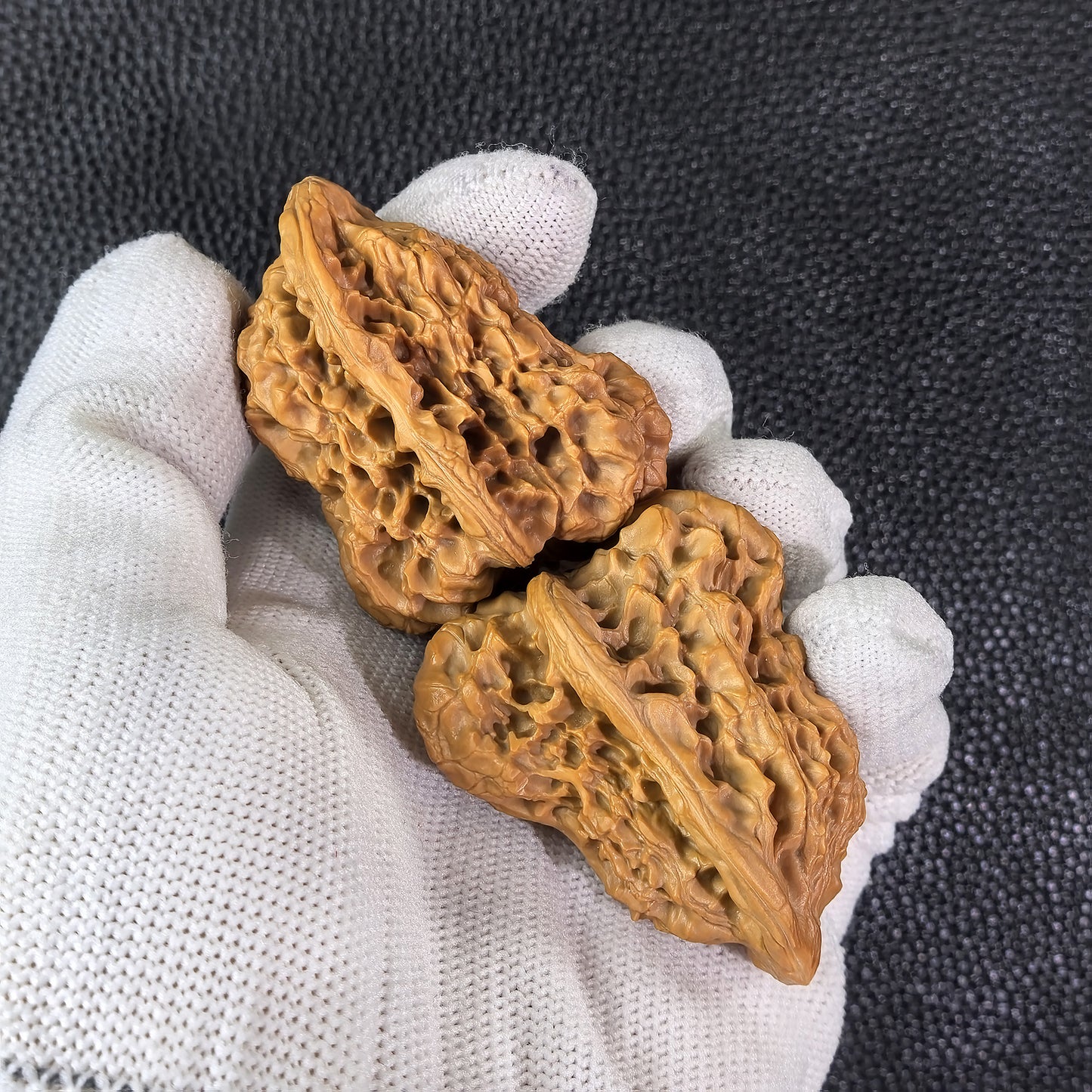 The "Fortune Gourd" (Hu Lu) Pair | 33.0mm x 38.0mm | FLHL-04