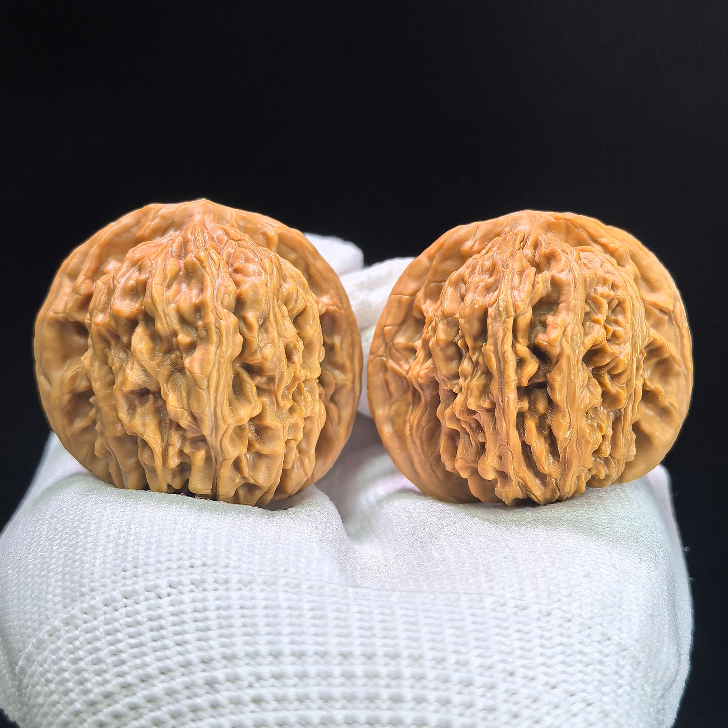 "Four-Tower Pavilion Lionhead" Sizouloutou SZL-1405 Low-Profile Wenwan Walnuts Pair | 41.0mm x 39.0mm | SZL-1405