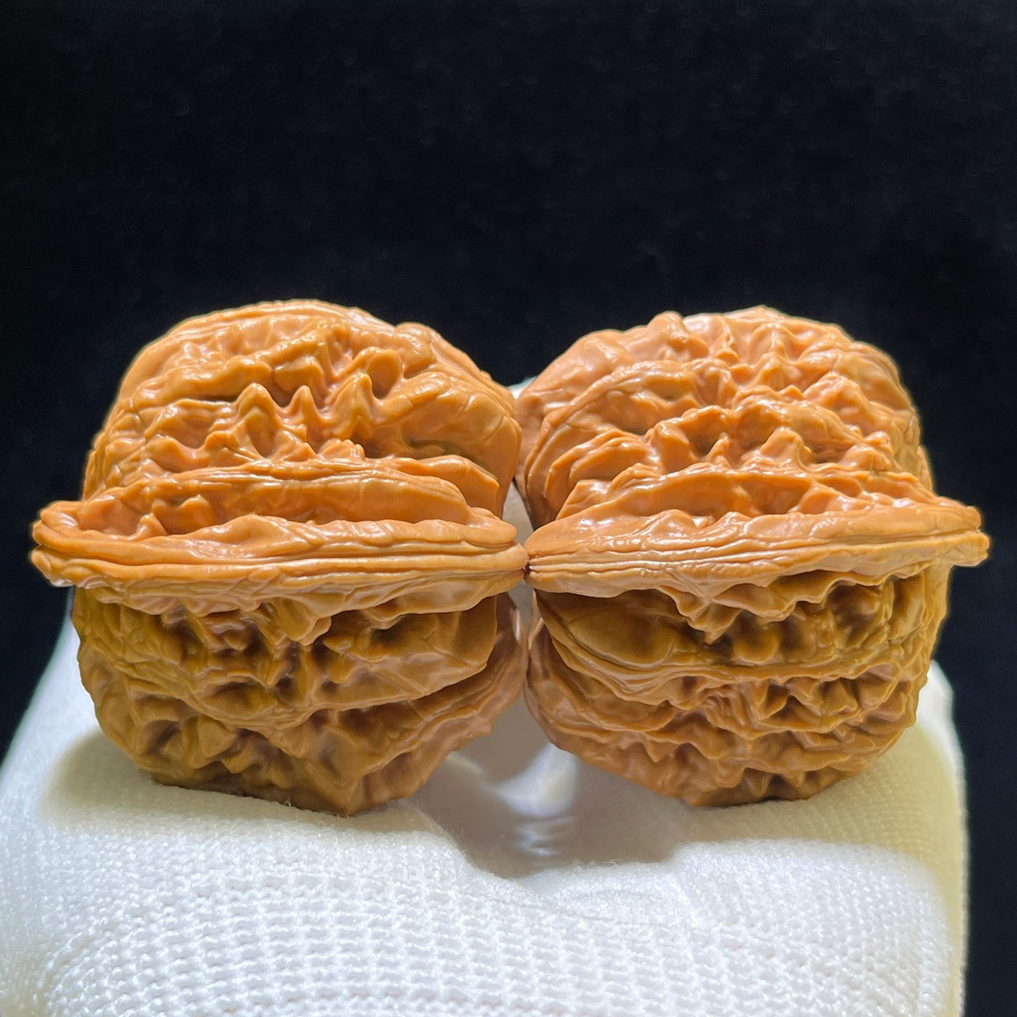 "Four-Story Building" Sizuolou Lion Head Wenwan Walnuts Pair | 42.0mm x 41.0mm | SZL-1108