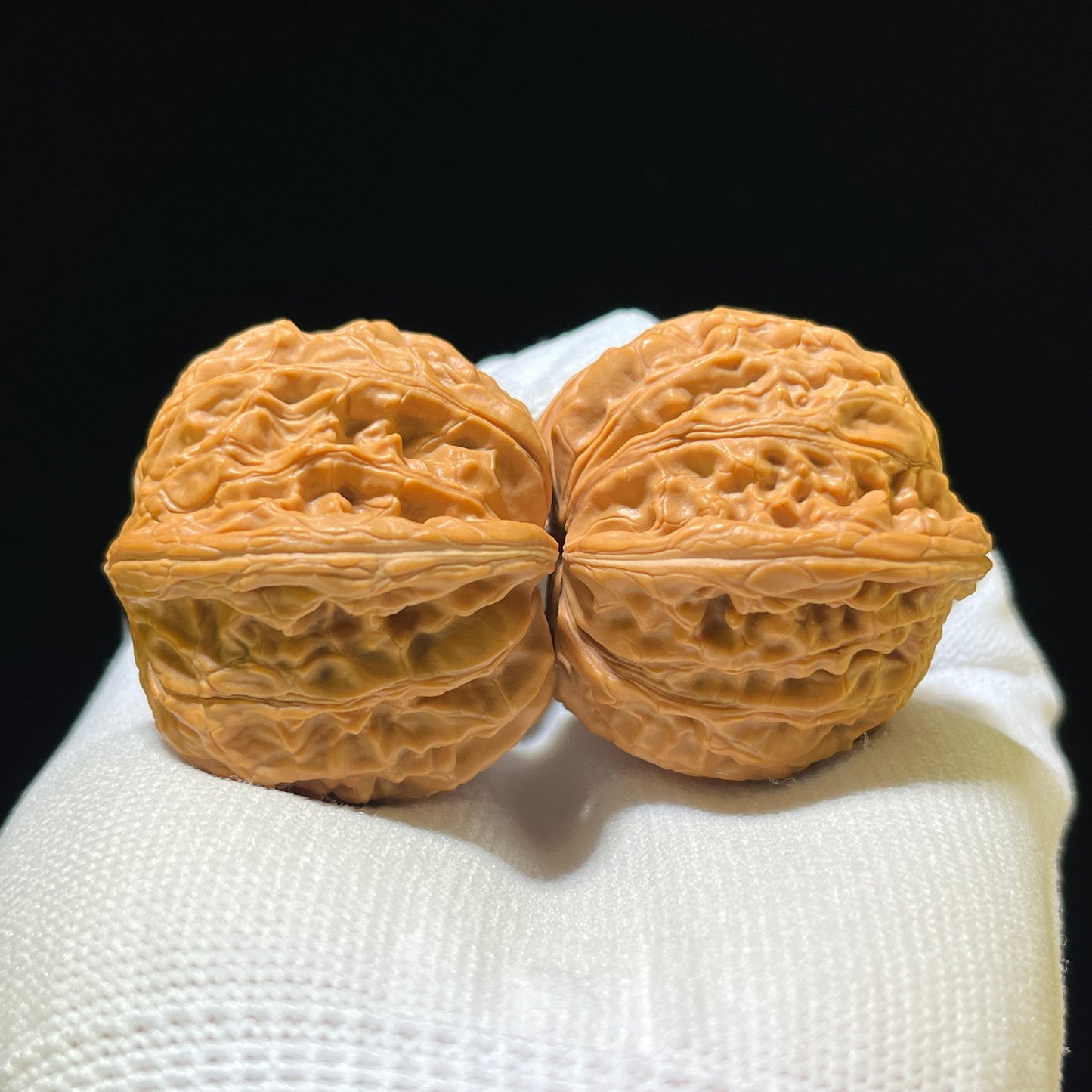 The "Ancient Millstone" (Mo Pan) Choice Miniature Scholar Walnuts | 39.0mm x 38.0mm | Compact Finger-Twirling Format | MP-1106