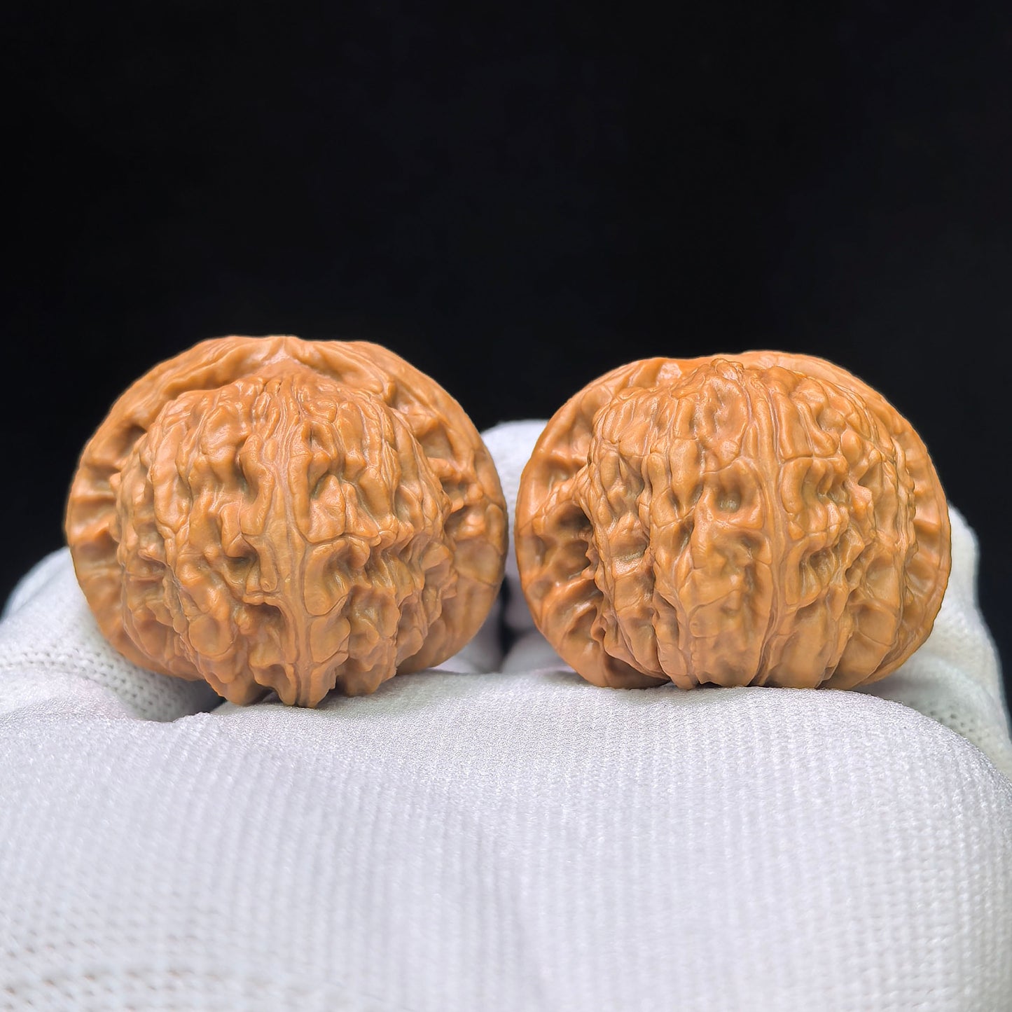"Recessed Apex Spherical White Lion" Menjian Qiuxing Baishizi Low-Profile Wenwan Walnuts Pair | 39.0mm x 39.0mm | BSJ-1505C