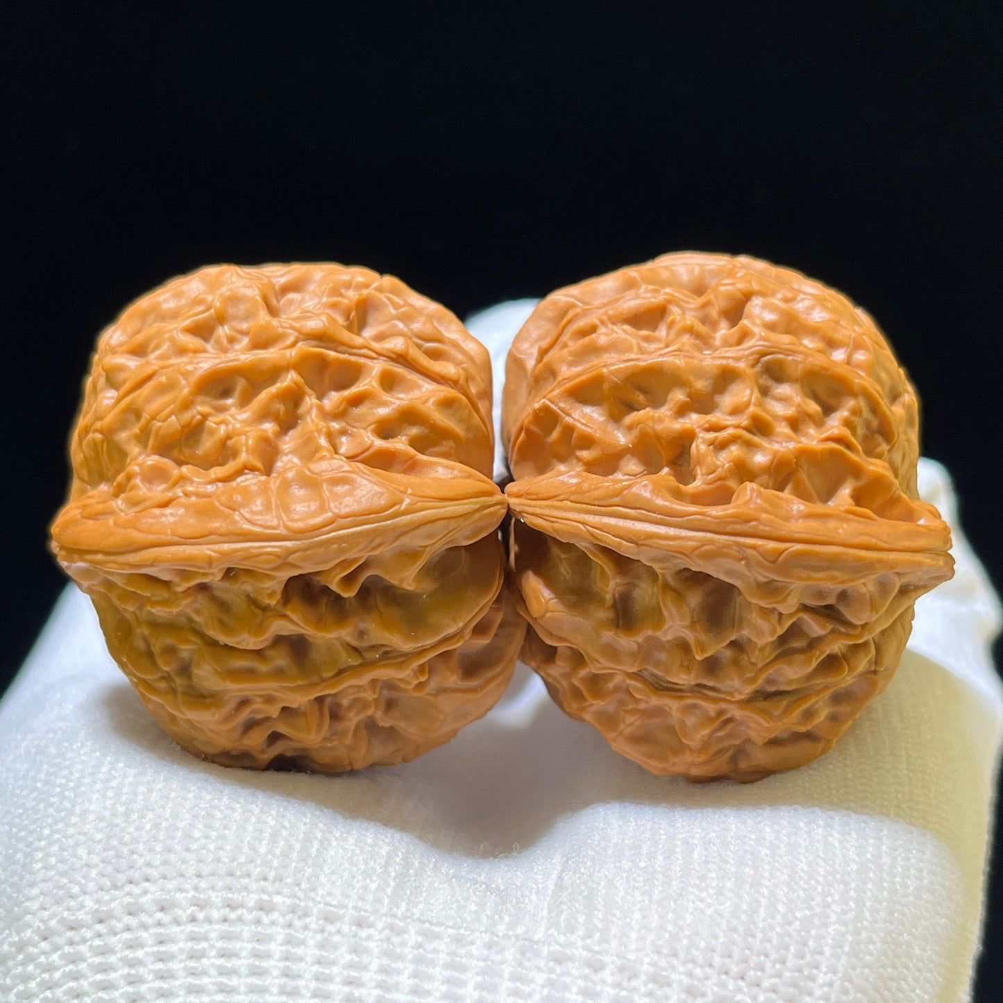 "Millstone" Mopan Wenwan Walnuts (Pair) | 41.0mm x 40.0mm | Stock ID: MP-1112