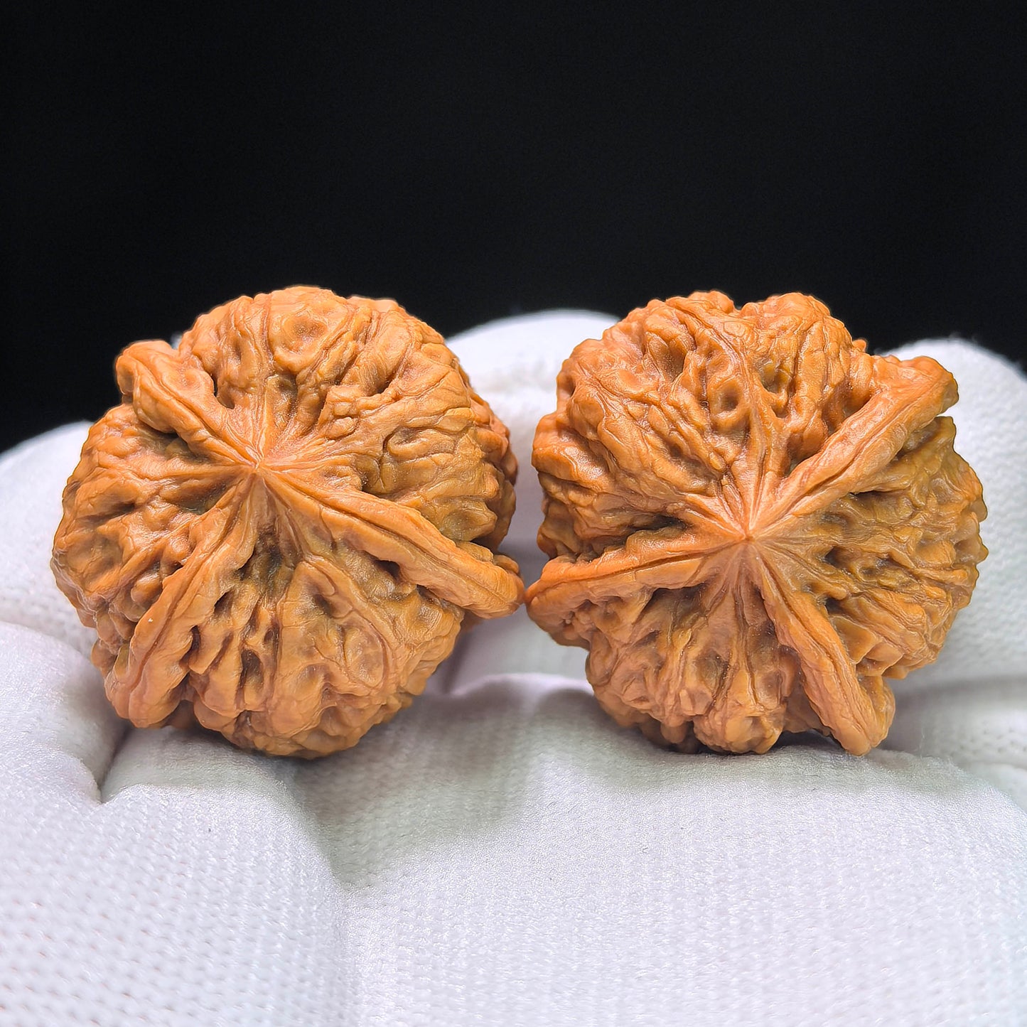 The Miniature "Rain Flower Stone" Three-Ridge Yuhashan Masterpiece | 33.0mm x 33.0mm | YHSSN-1402E