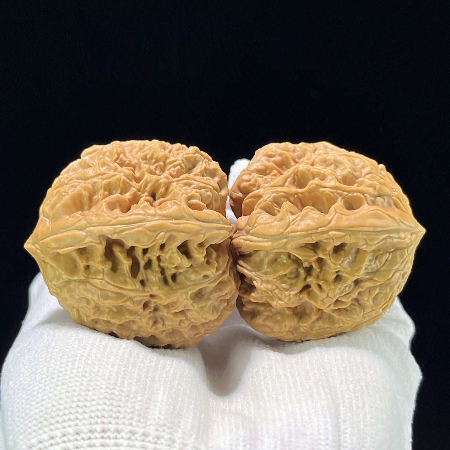 The "Blizzard" (Bao Xue) Deep-Bellied Hand-Stimulator Giant | 42.0mm x 43.0mm | BX-906