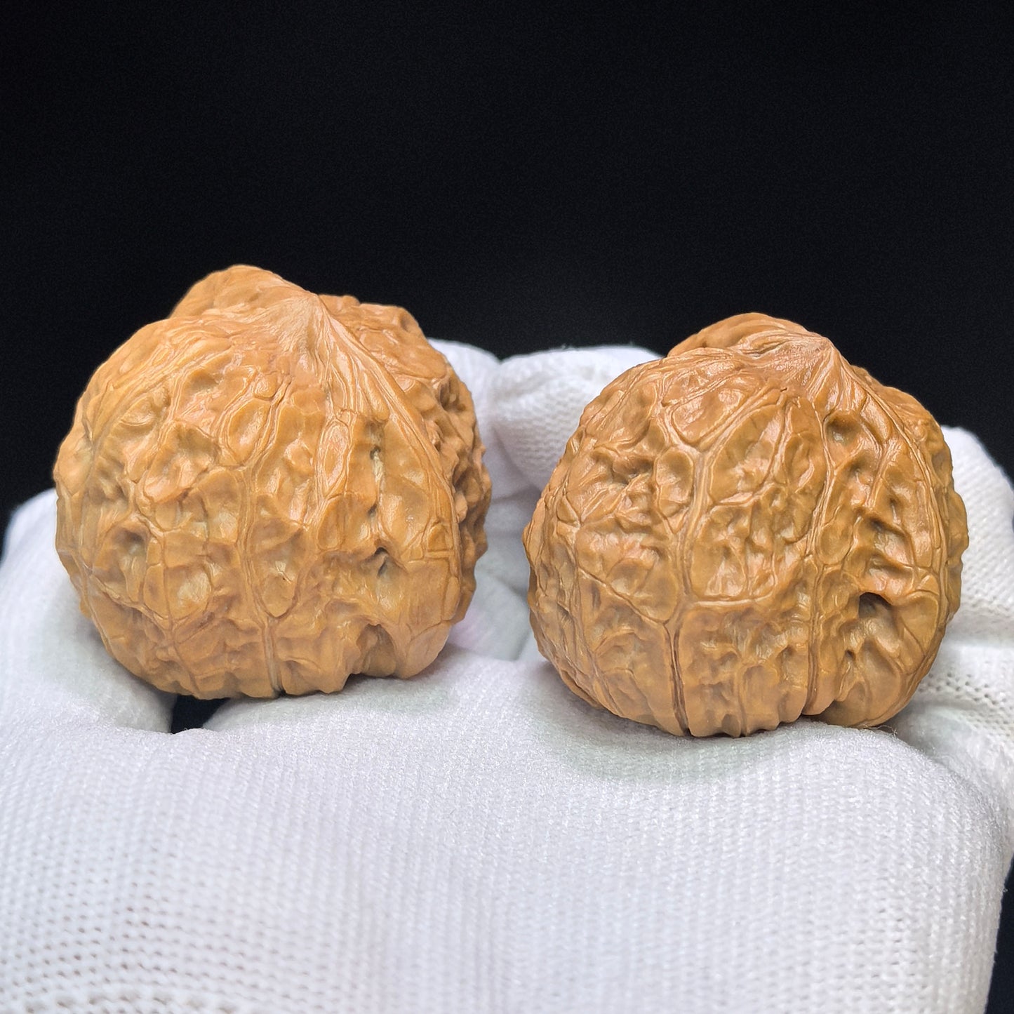 "Pumpkin Mound Vulture" Nanguadun Zuoshandiao Special Hybrid Wenwan Walnuts Pair | 42.0mm x 46.0mm | NGDZSD-C234E