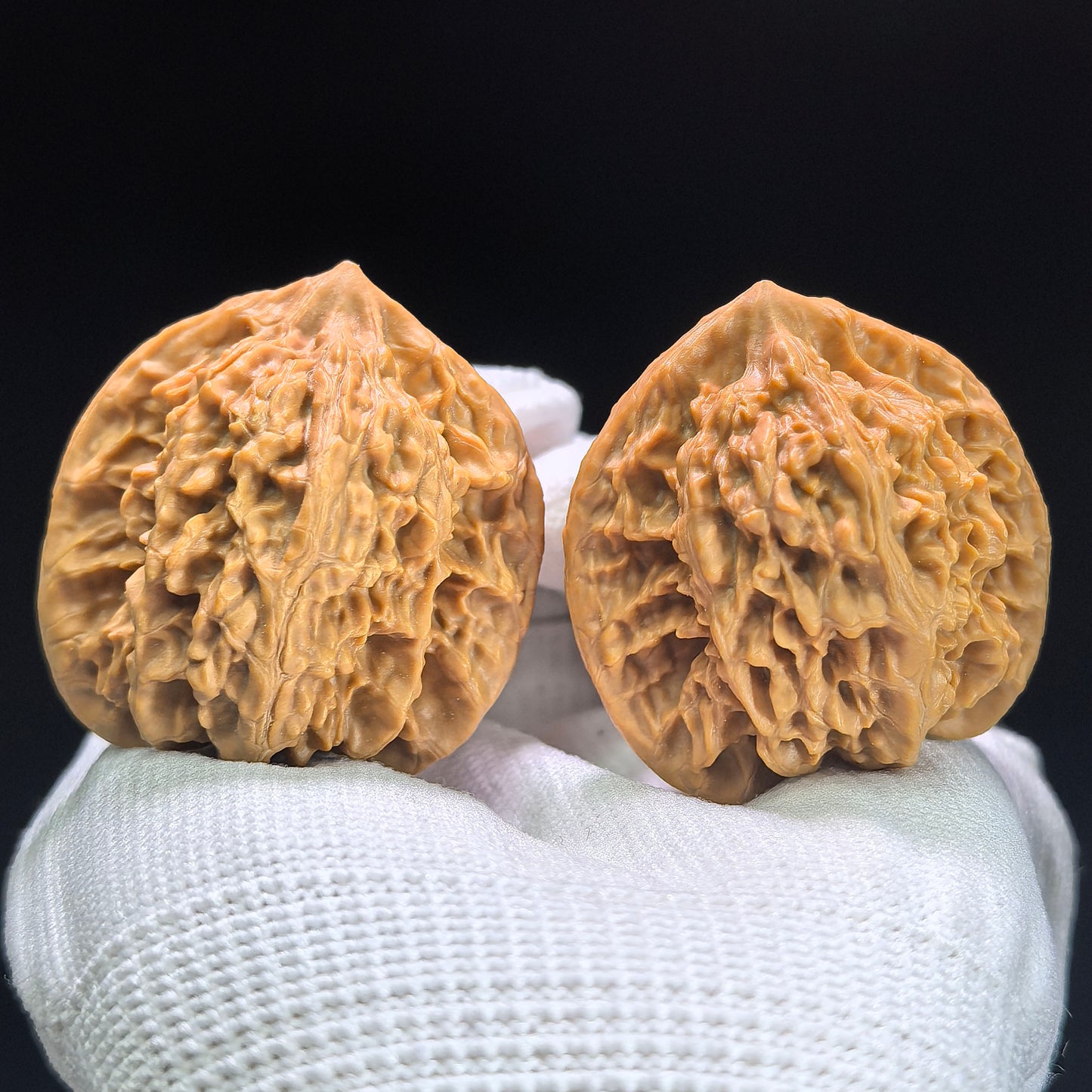 "Rosy Cloud Ridge" Xiayunling Classic Heritage Low-Profile Wenwan Walnuts Pair | 40.0mm x 37.0mm | XYL-1403