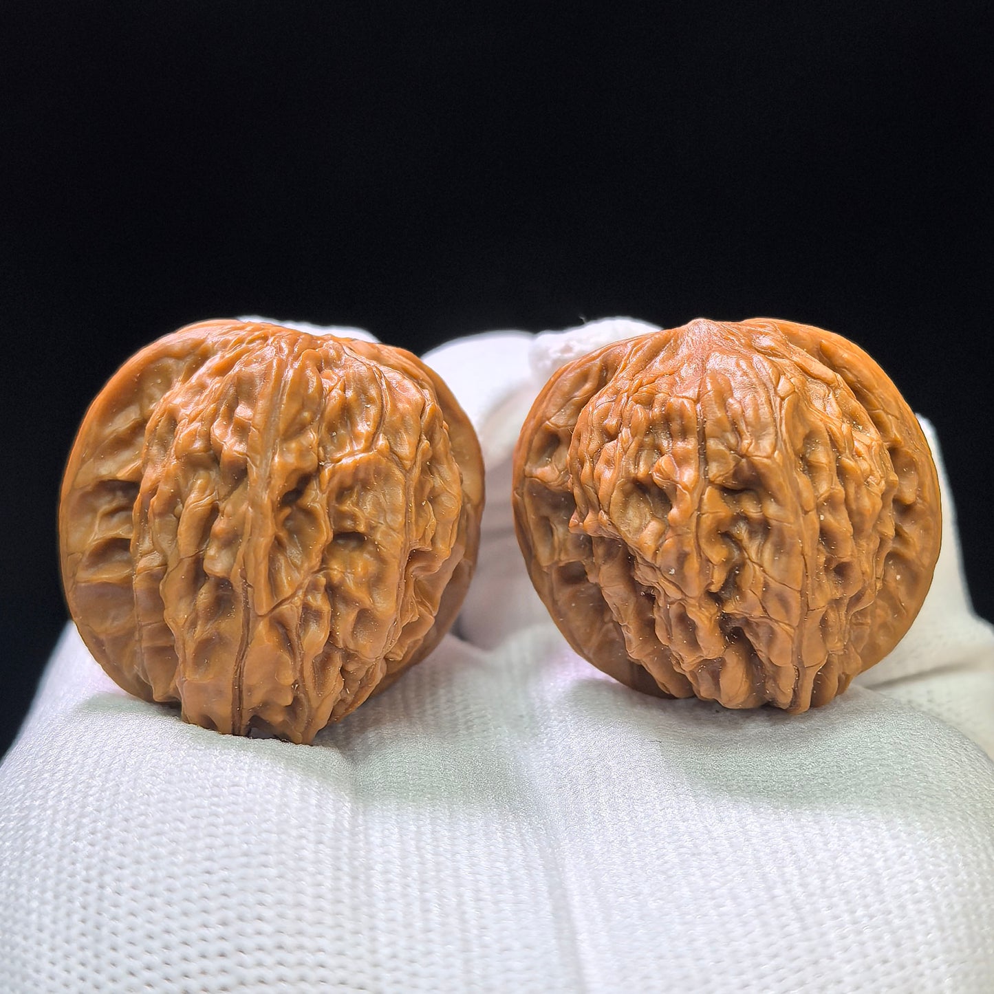 "Millstone" Mopan Wenwan Walnuts Pair | 36.0mm x 37.0mm | MP-1401