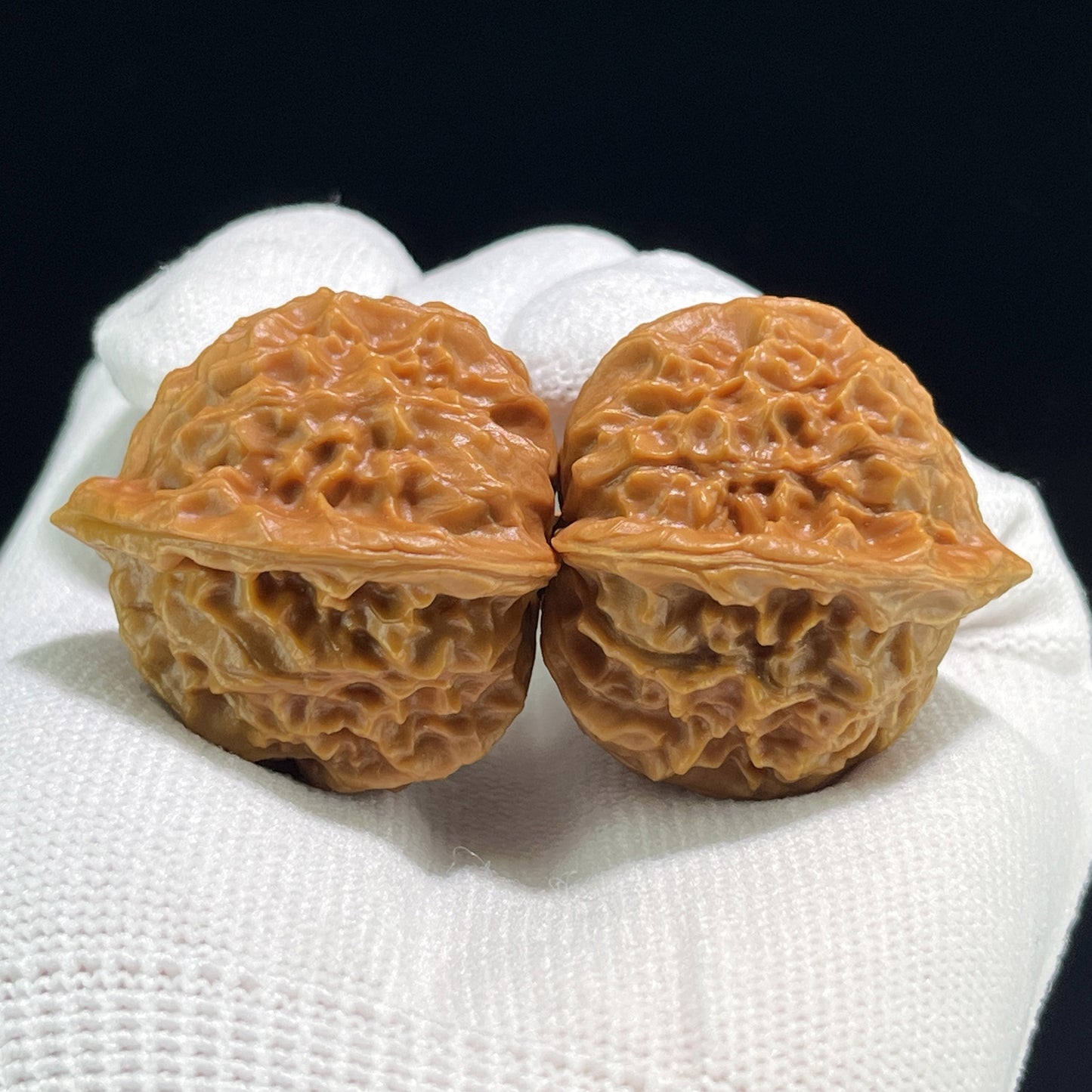 The "Coral Tower" (Shan Hu Ta) Balanced Pocket Pair | 34.0mm x 34.0mm | SHT-701