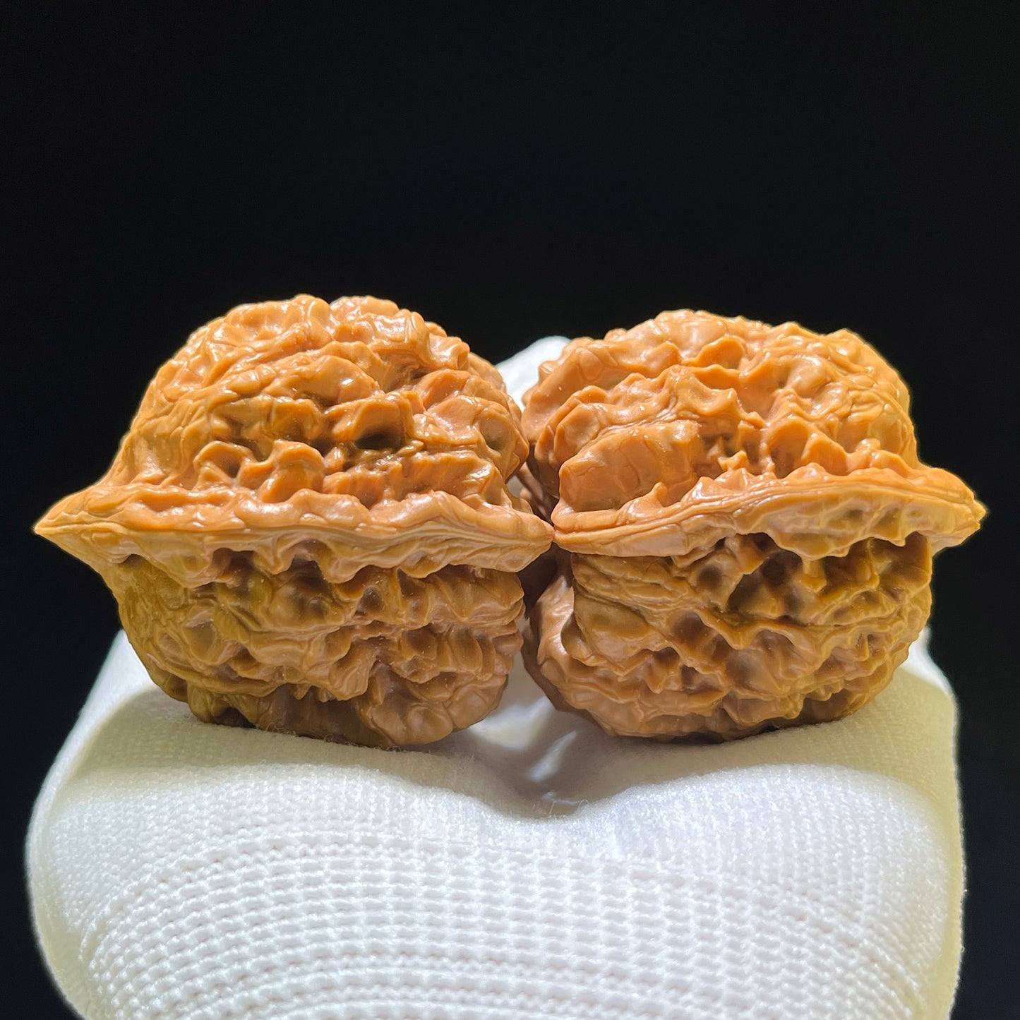 Guanmao Lion Head (Official Hat Lineage) Scholar Walnuts Pair | 46.0mm x 40.0mm | Stock ID: GM-1101