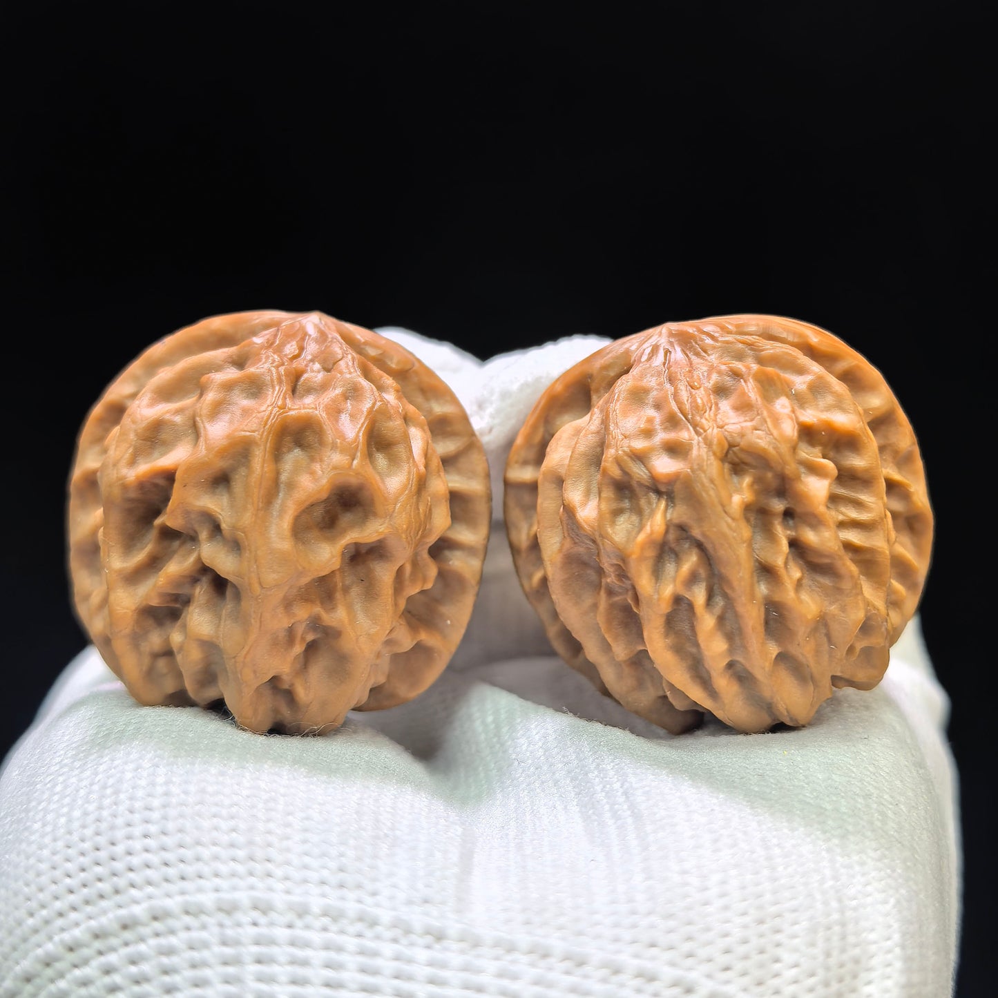 "Cao Dalong" Cao Dalong CDL-1601 Low-Profile Wenwan Walnuts Pair | 35.0mm x 36.0mm | CDL-1601
