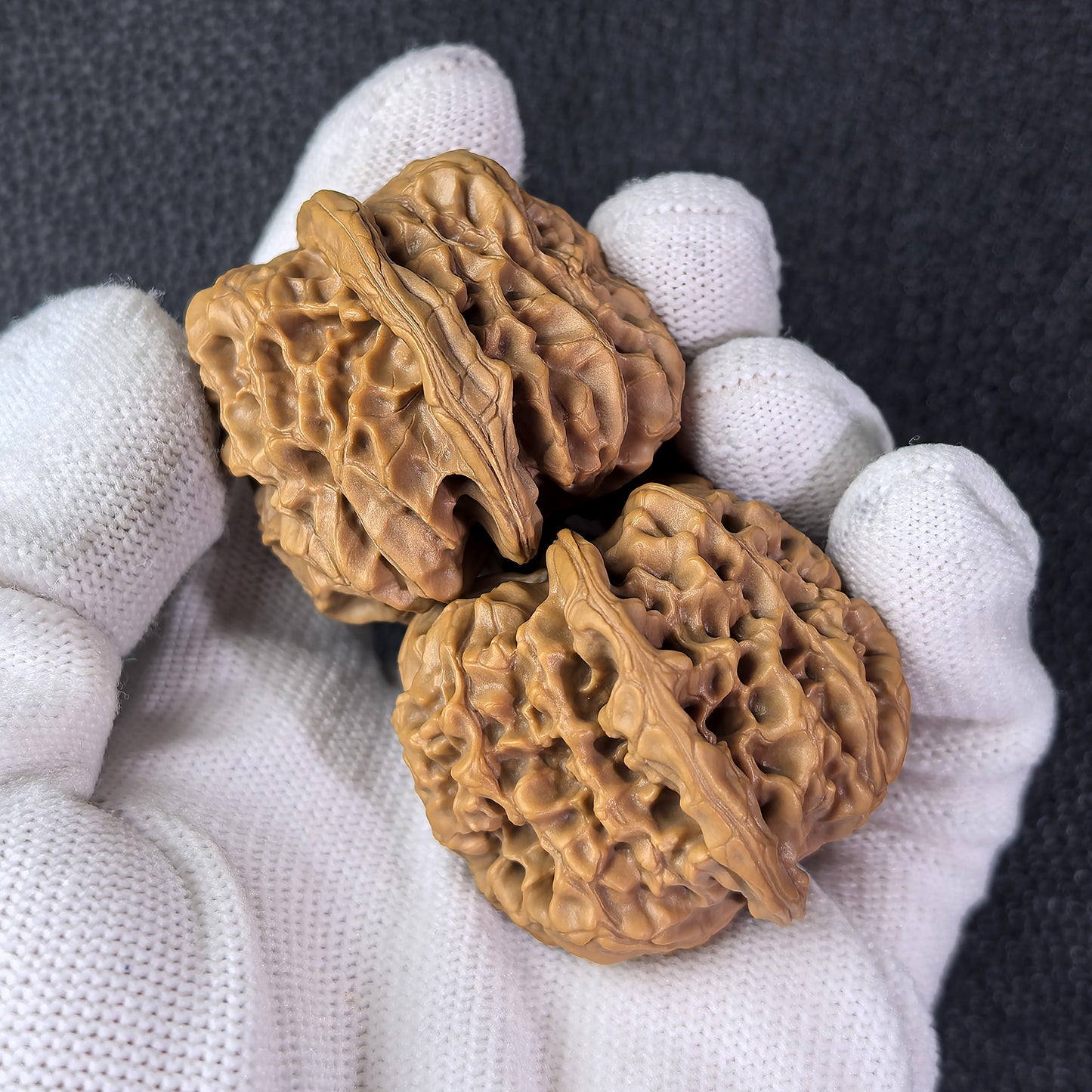 The "Hundred Longevity Lion Head" (Bai Shou Shi Zi Tou) Pair | 41.0mm x 38.0mm | BSSZT-03