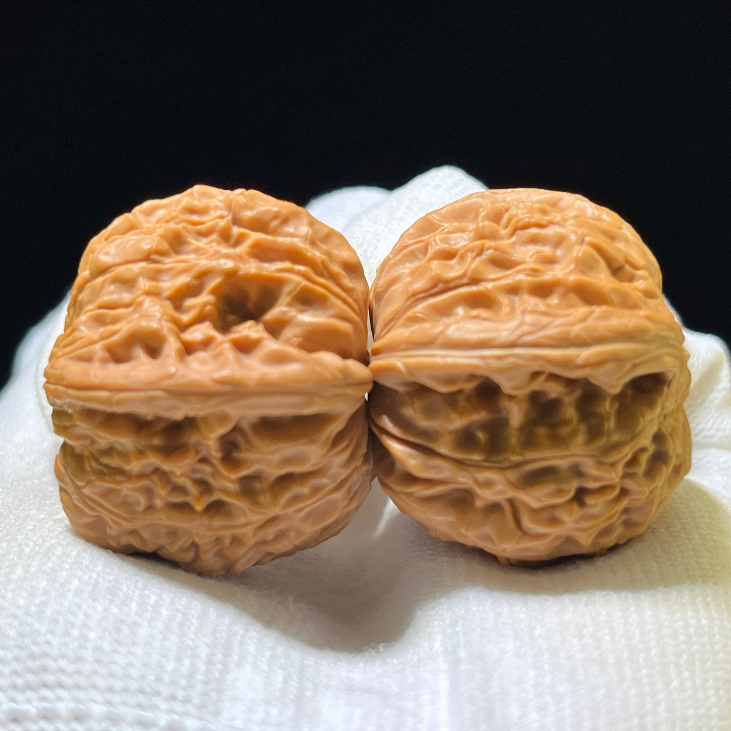 The "Heritage Millstone" (Mo Pan) Miniature Finger-Twirling Pair | 42.0mm x 41.0mm | MP-1103
