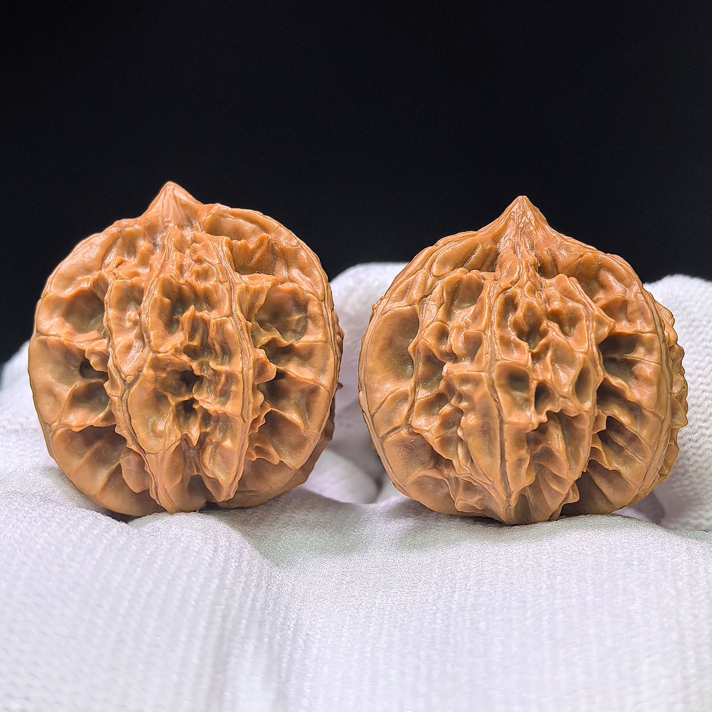 Das "Qi Shan Three-Rib" (Qi Shan San Leng) Premium Hand-Twirling Paar | 35.0mm x 35.0mm | 1:1 Perfekte Balance | QSSN-401E