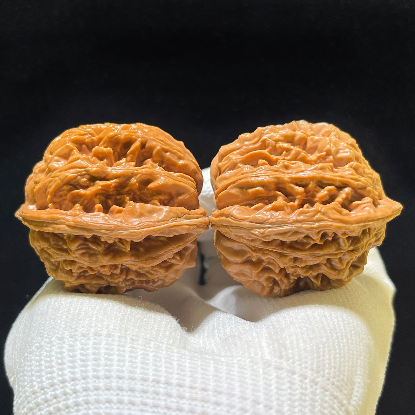 "Four-Story Tower" Sizuolou Wenwan Walnuts (Pair) | 42.0mm x 38.0mm | Stock ID: SZL-1109
