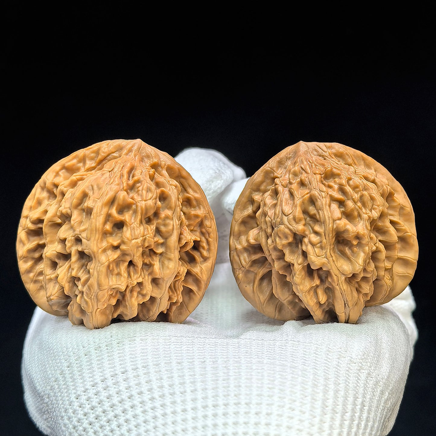 "Peach Heart Xiayun Ridge" Taoxin Xiayunling XYL-1505C Low-Profile Wenwan Walnuts Pair | 43.0mm x 41.0mm | XYL-1505C