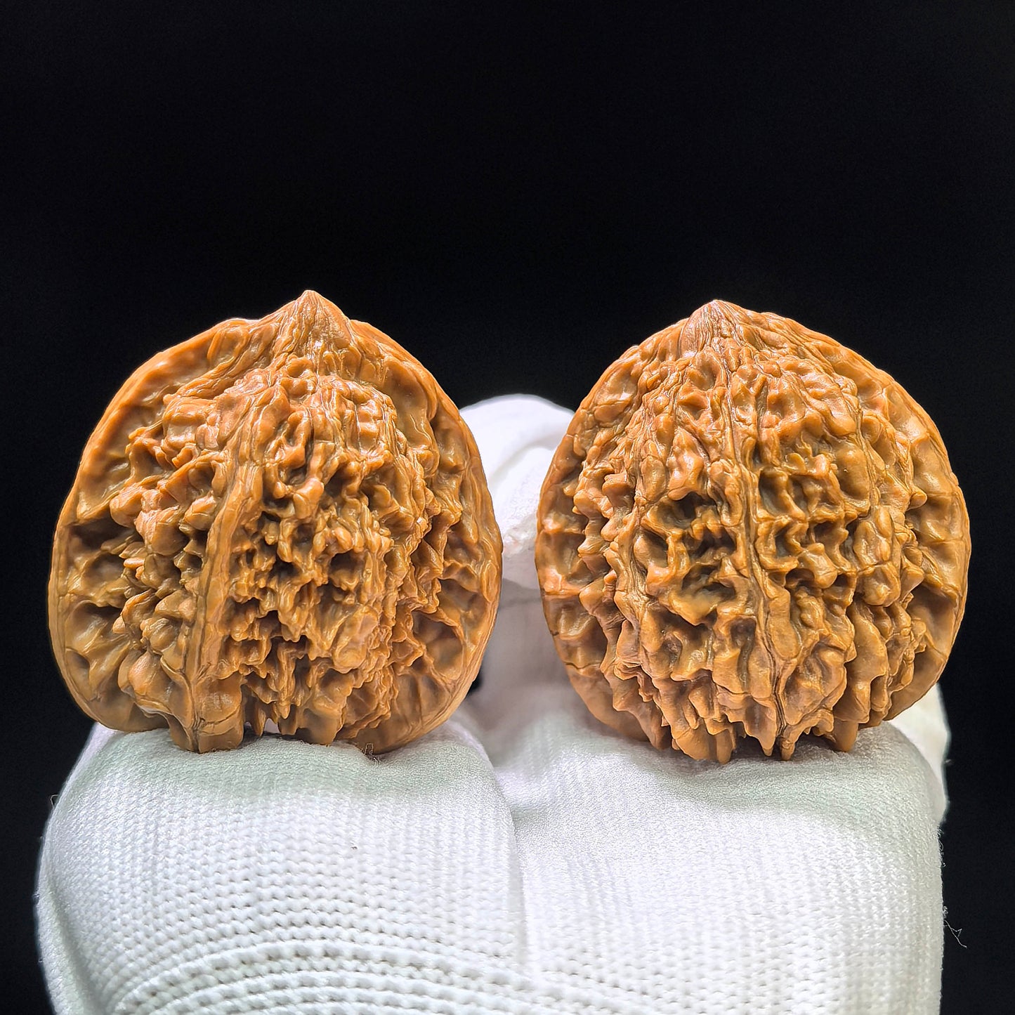 "Starry Sky" Mantianxing Wenwan Walnuts Pair | 42.0mm x 40.0mm | MTX-1106