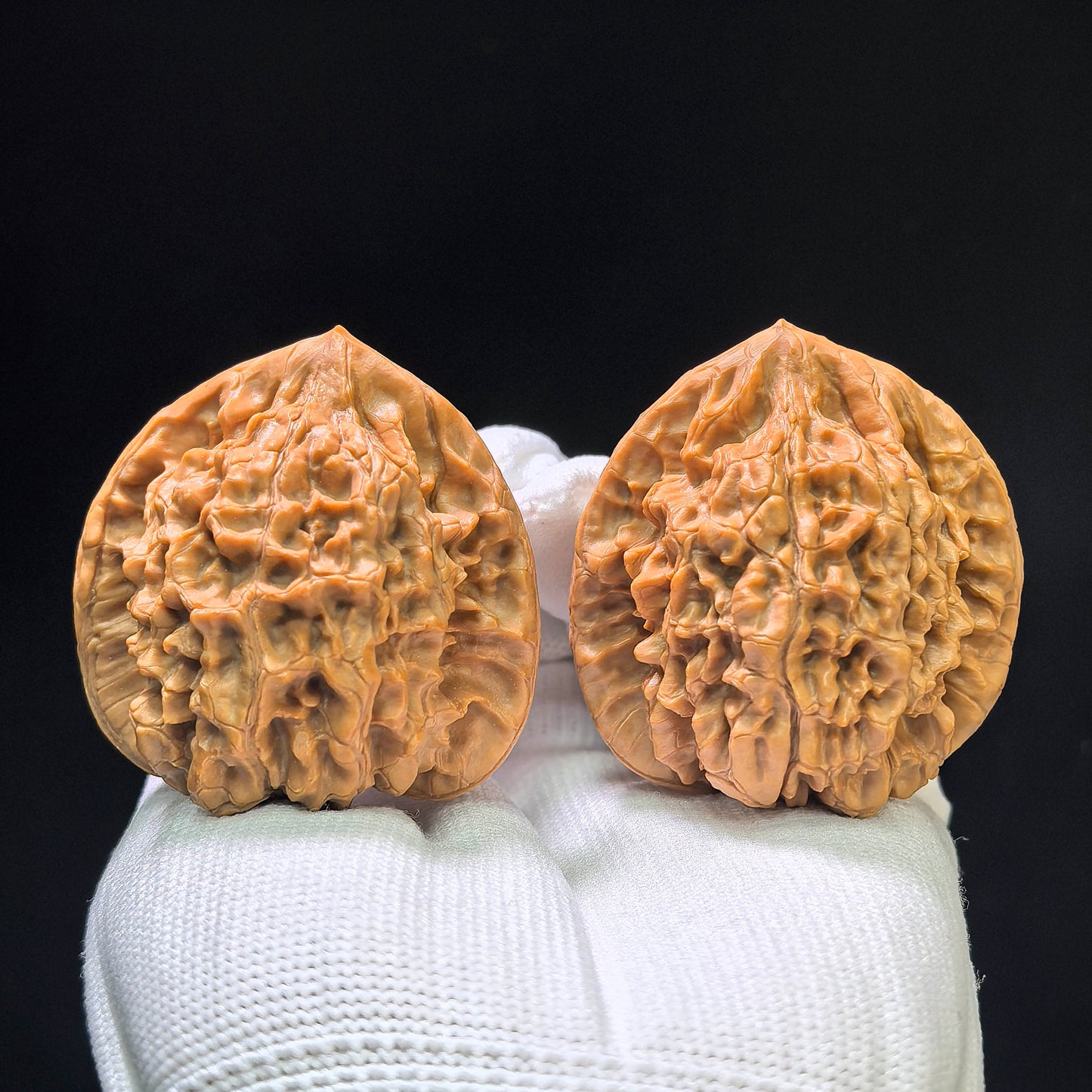 "Official Hat" Guan Mao Wenwan Walnuts (Pair) | 45.0mm x 41.0mm | Stock ID: GM-1105