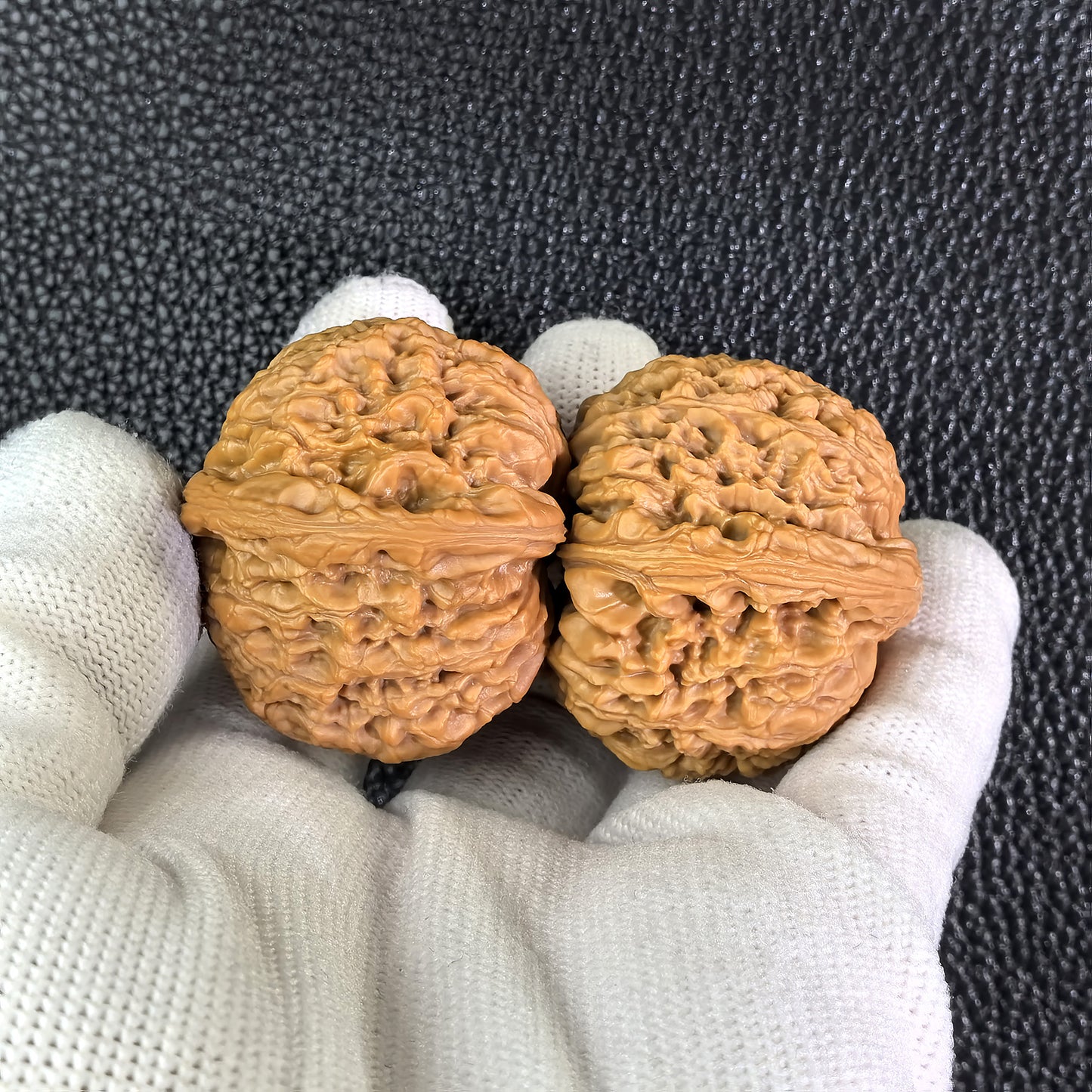 The "Hundred Longevity" (Bai Shou) Pair | 42.0mm x 42.0mm | BSJ-403