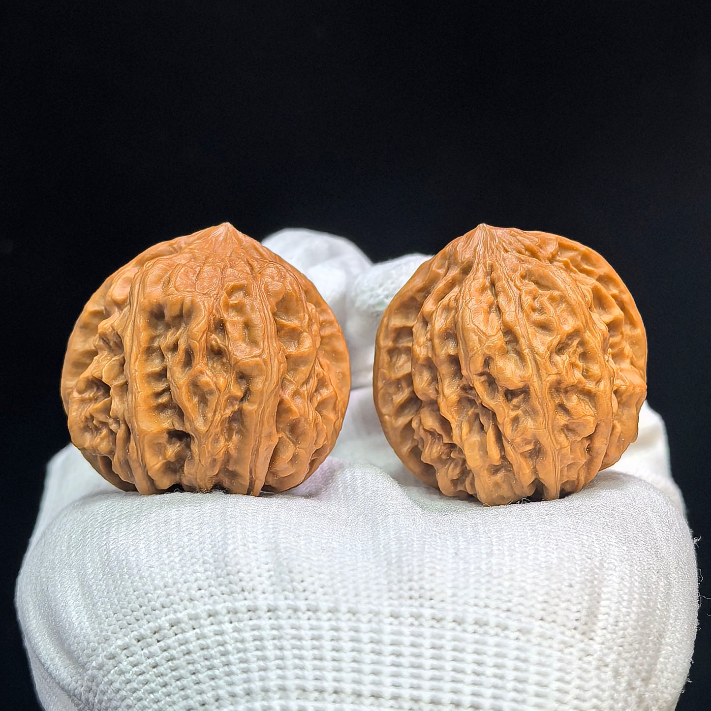 "Jiulong Valley" Jiulongyu Wenwan Walnuts (Pair) | 38.0mm x 38.0mm | Stock ID: JLY-1501C