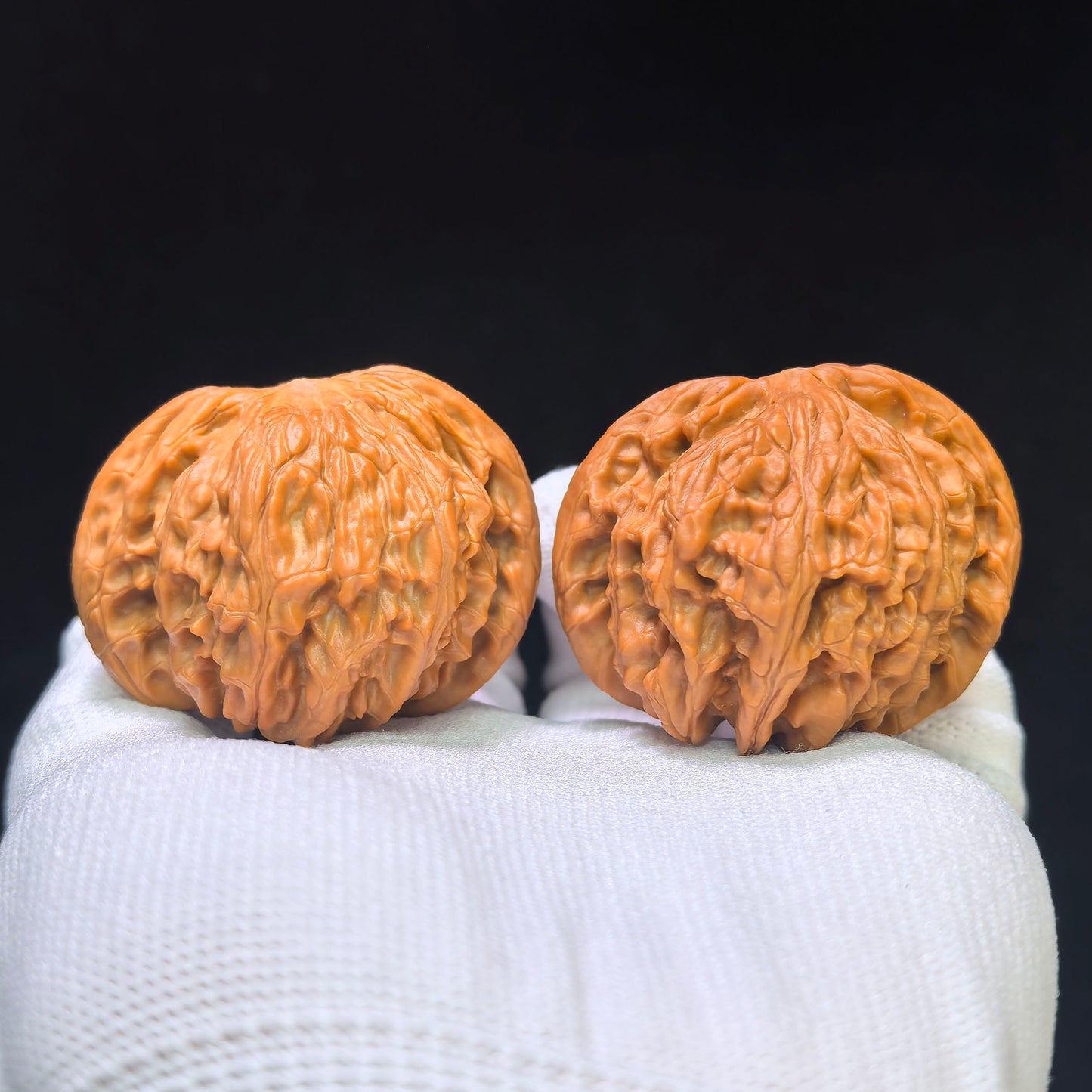 "Butterfly Millstone" Butterfly Mopan Wenwan Walnuts (Pair) | 46.0mm x 42.0mm | Stock ID: HDMP-1551C